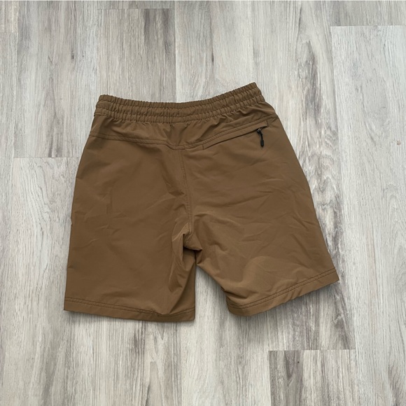 Boys shorts  🩳 - Picture 2 of 4